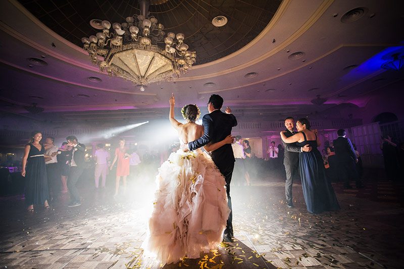 bride-and-groom-on-dance-floor